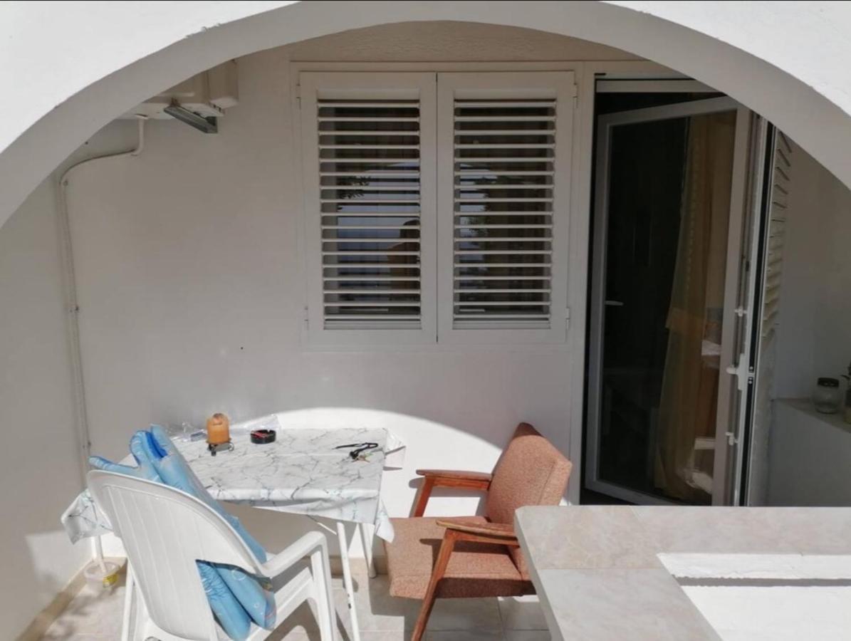 Seaview Apartment - 10 Minuten From The Center Primošten Exterior foto